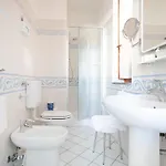 Sardi Hotell Pomonte