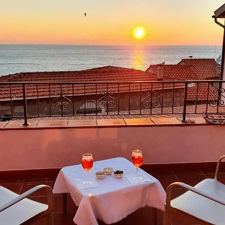 Sardi Hotel Pomonte