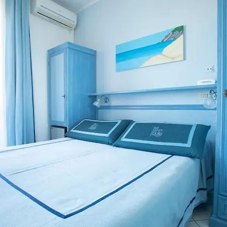 Sardi Hotel Pomonte