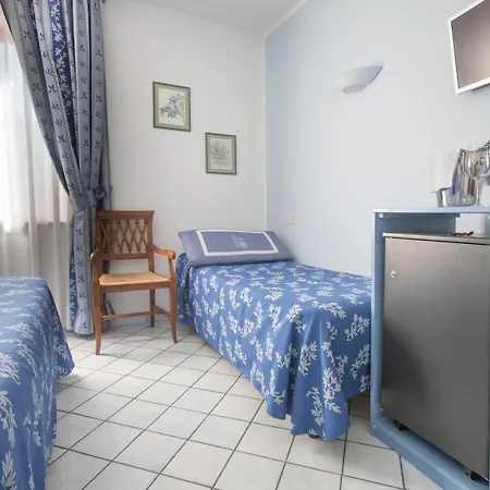 Sardi Hotel 3*