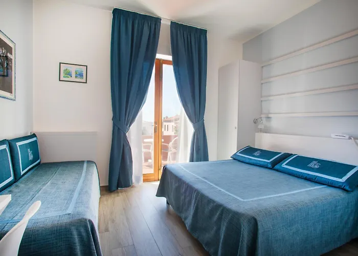 Otel Sardi 3*